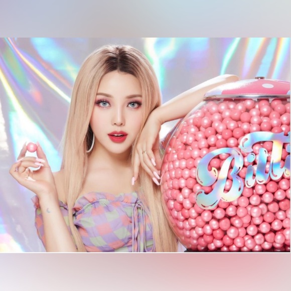 Bitti x Colourpop bundle - Picture 6 of 6